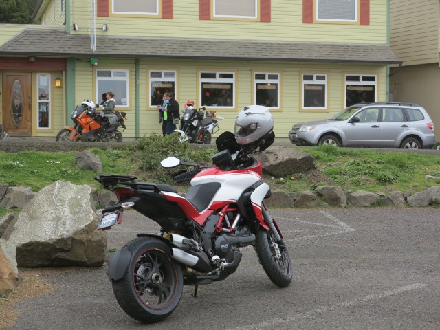 View from Ona's parking lot. Yachats, March 10th, 2013