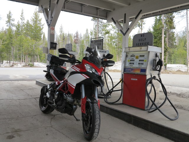 Non-ethanol fuel in Diamond Lake.