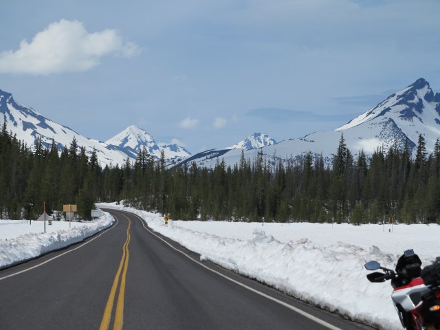Cascades Lakes Highway, May 11, 2013