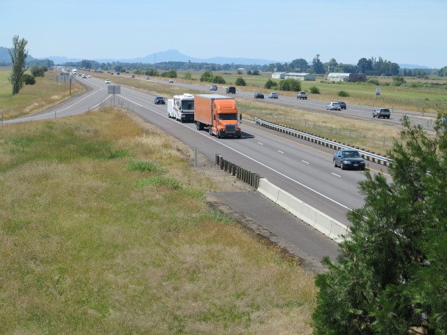 I-5 just north of Eugene