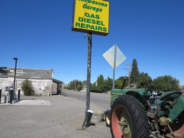 Gas station in Paisley