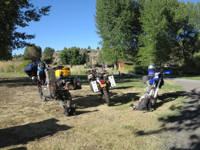 If you look closely, there are four bikes there.