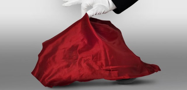 Magician reveals the...