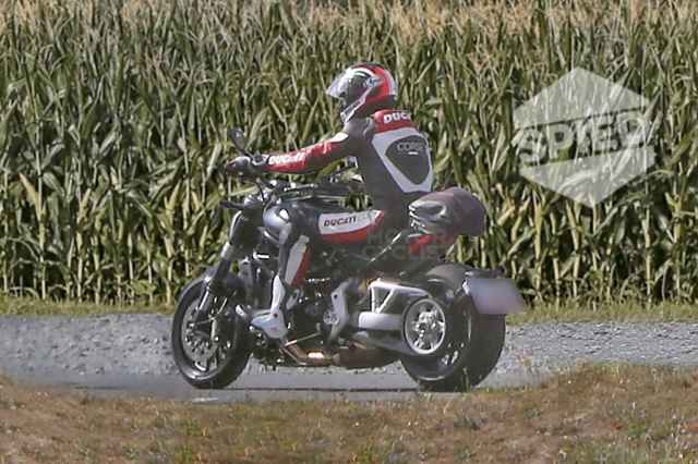 More of the possibly new Diavel 2016