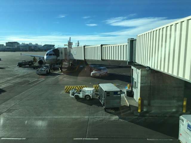 United's Mercedes GL SUV at the Tarmac, Denver airport