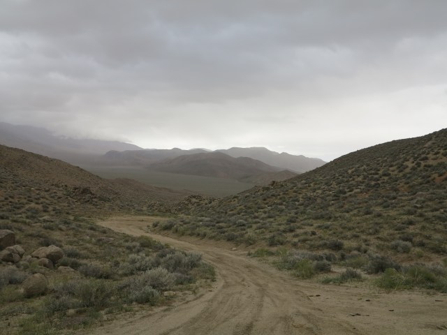 On top of Mengel Pass, looking towards the east, storms brewing...
