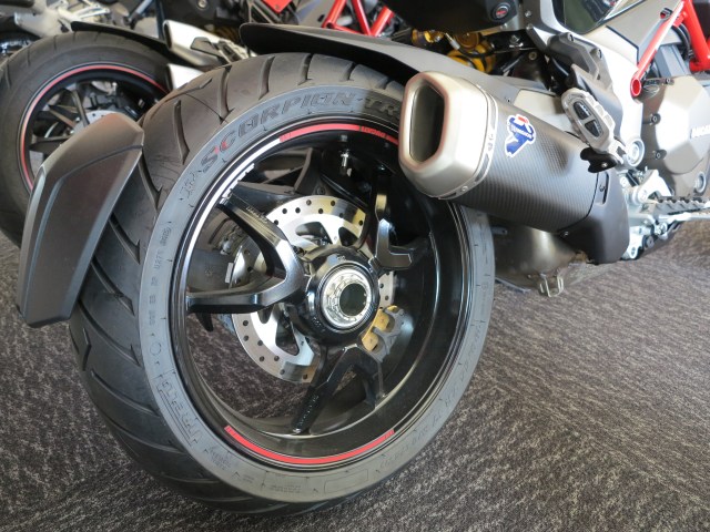 Cast wheels on the 2015-16 Pikes Peak